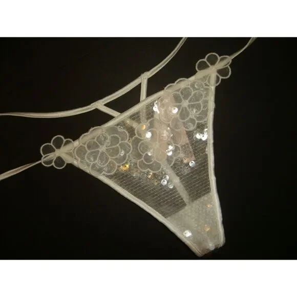 NWT Victoria's Secret M thong side tie WHITE sequined floral appliqué VERY SEXY